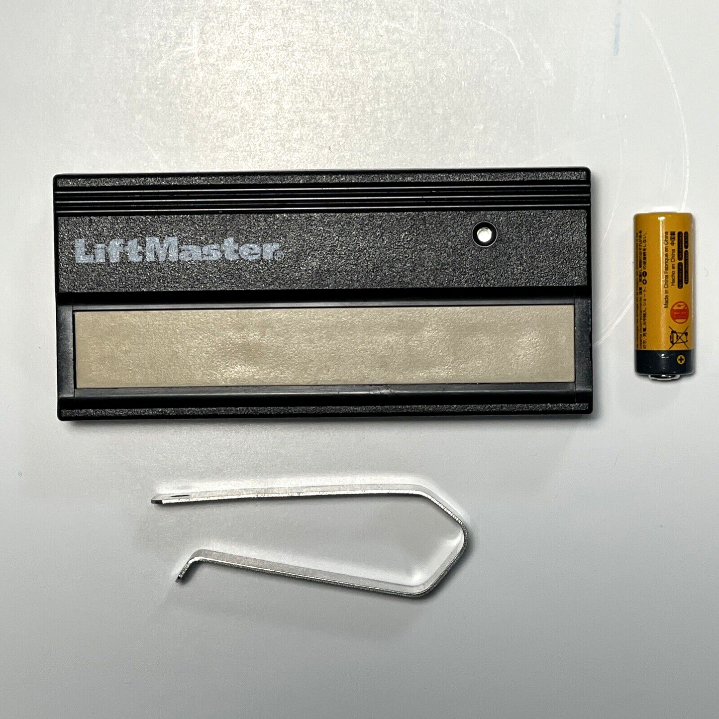 Genuine OEM Liftmaster Chamberlain 61LM 1 Button Remote w/Battery & Clip 750CB