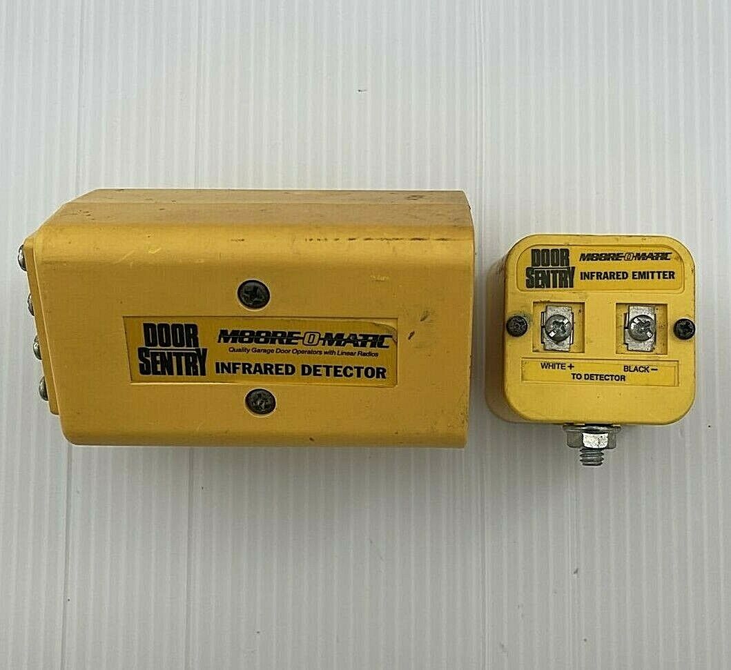 Moore-O-Matic Door Sentry Photo Eyes Yellow Infrared Detector Emitter 9712