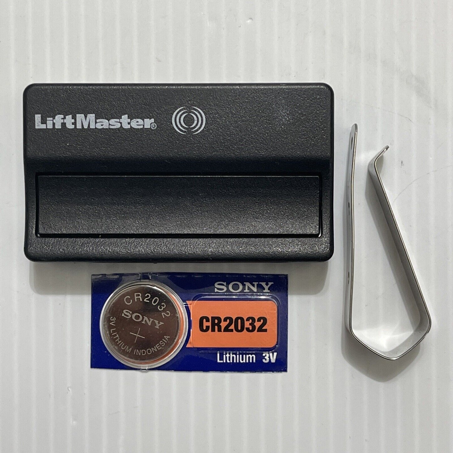 Genuine OEM Chamberlain Liftmaster 371LM 1 Button Remotes w/Clip & Battery