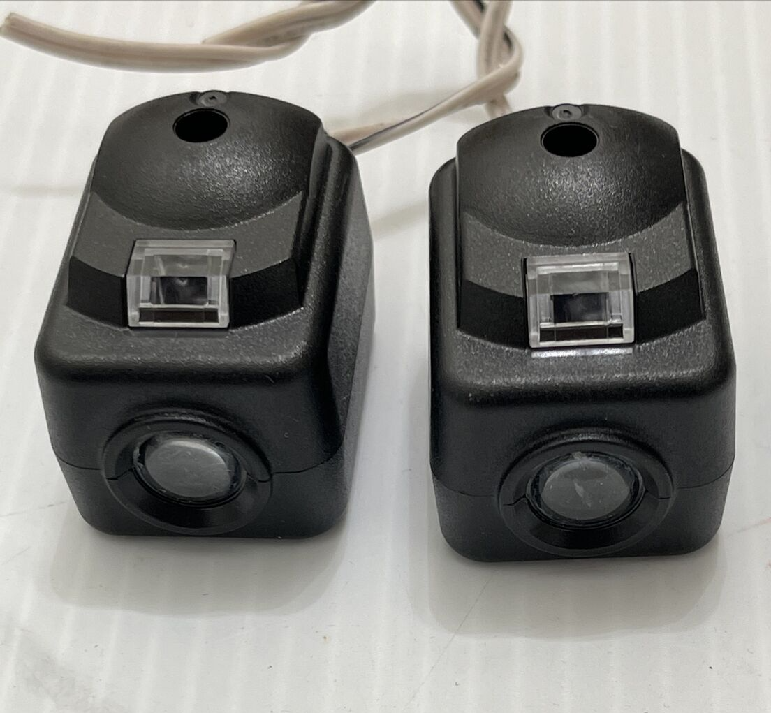 Liftmaster Chamberlain 041-0136 Infrared Safety Sensor Photo Eyes, USED, CHEAP