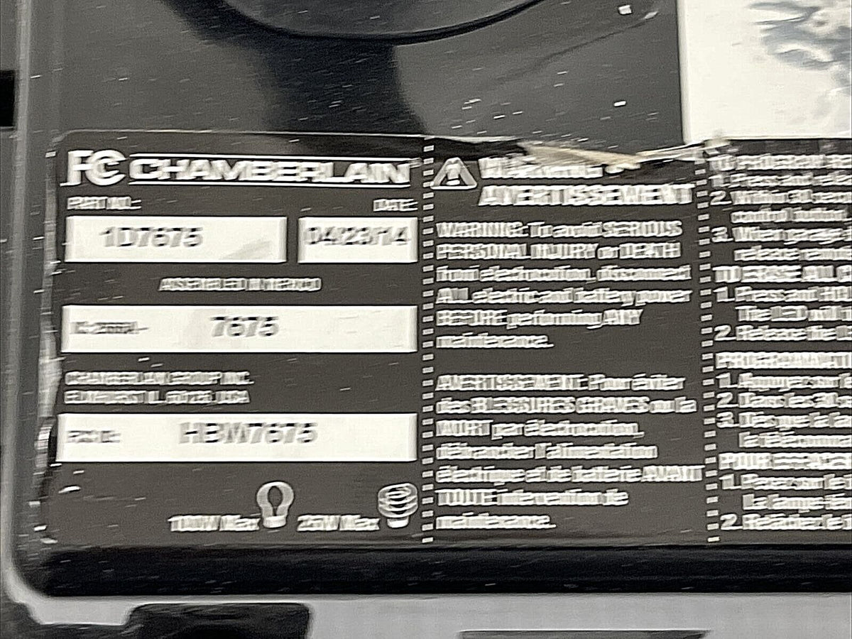 Chamberlain 1D7675 Garage Door Receiver Logic Board Yellow Learn Butto