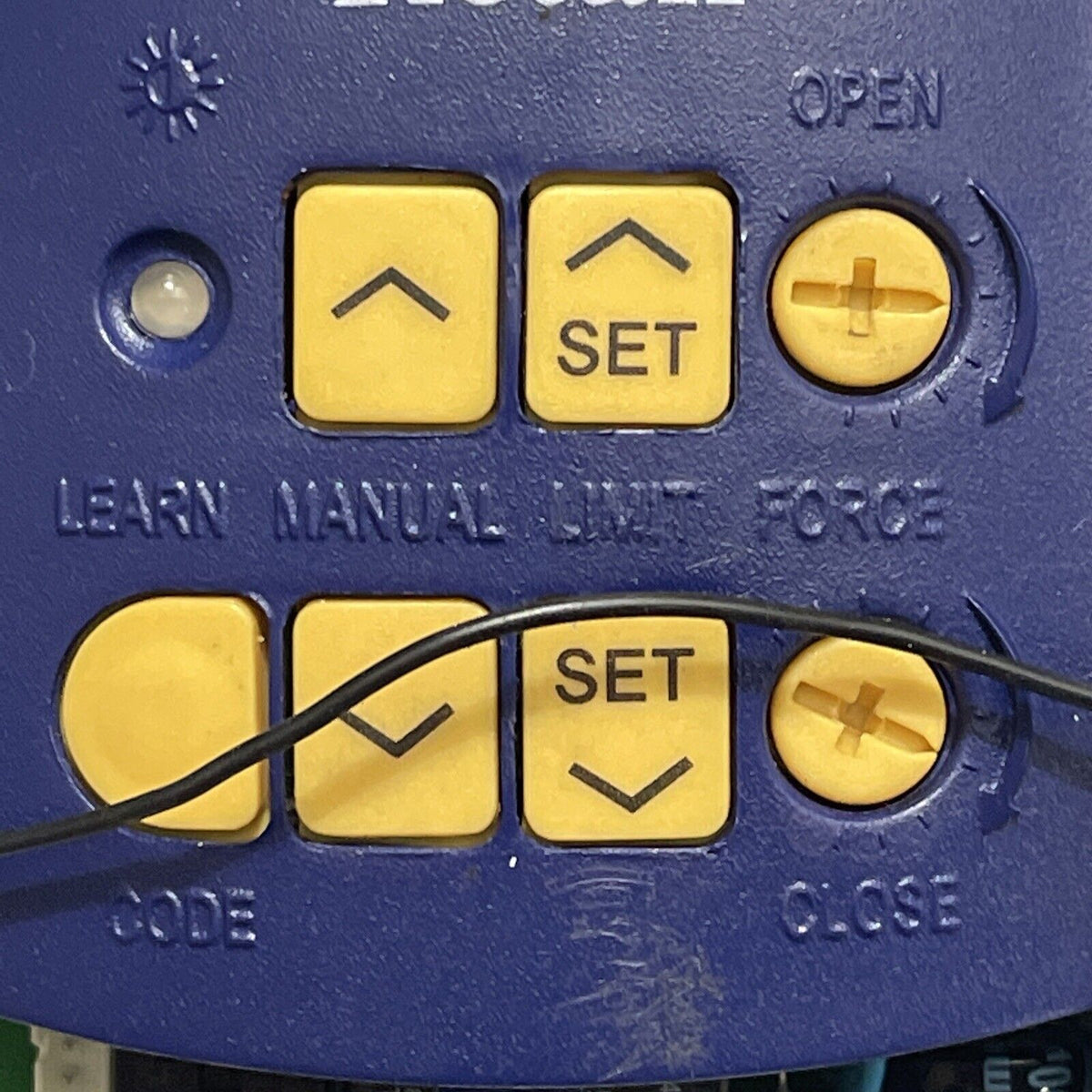 Model 1042 Genie Model 1042 Circuit Board Garage Door Opener Belt Lift 600 Intell ...